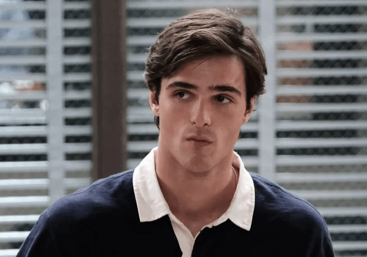 Jacob Elordi as Nate 