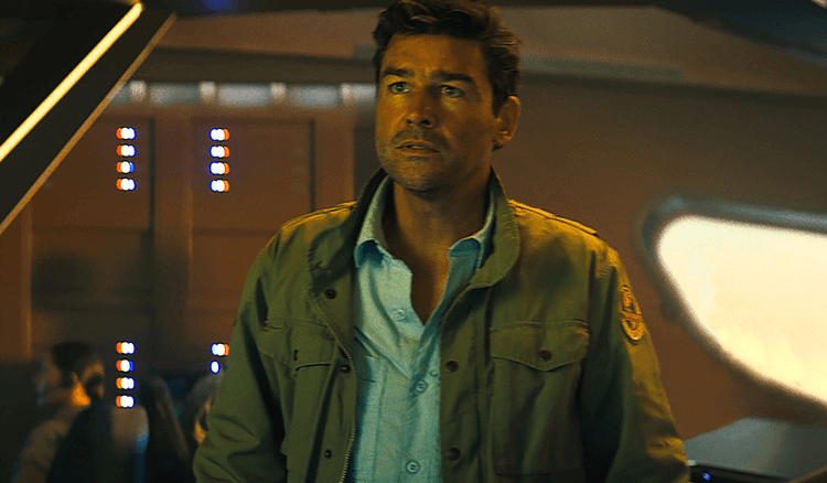 Kyle Chandler