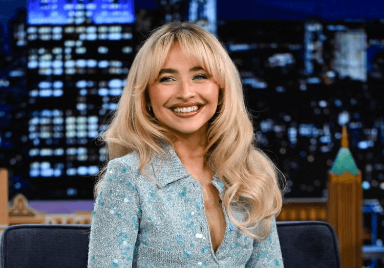 Sabrina Carpenter on "The Tonight Show"