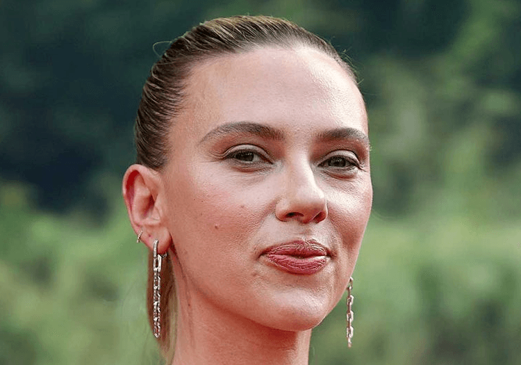 Scarlett Johansson 2