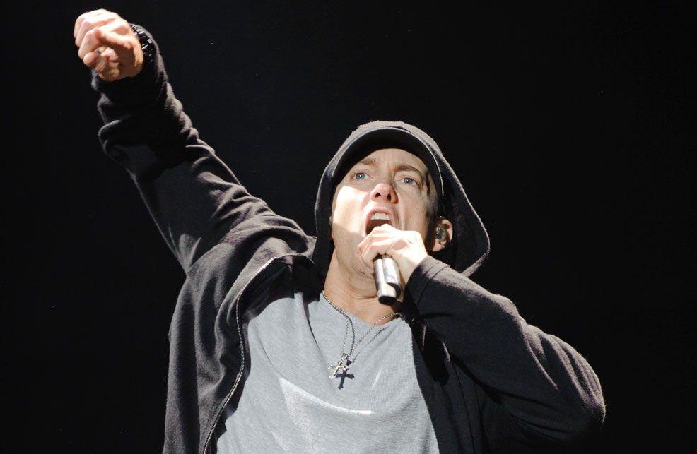 Рэп чтение. Рэпер Eminem. Эминем 2012. Эминем 2023.