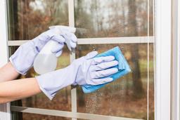 The Best Homemade Window Cleaner Can Be Created in Your Kitchen