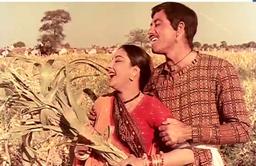 There was a big mistake in the Rajkumar-Nargis film Mother India song Dukh  Bhare Din Bite re Bhiya - राजकुमार-नरगिस की फिल्म मदर इंडिया के गाने में  हुई थी बड़ी चूक, गलती