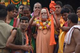 Govardhan Math on Twitter: "#RathYatra2019 Photos. [ Thread ] Jagadguru  Shankaracharya Swami Nischalananda Saraswati ji Jai Jagannath 🚩 🚩 # RathYatra https://t.co/2wdAYyobnO" / Twitter
