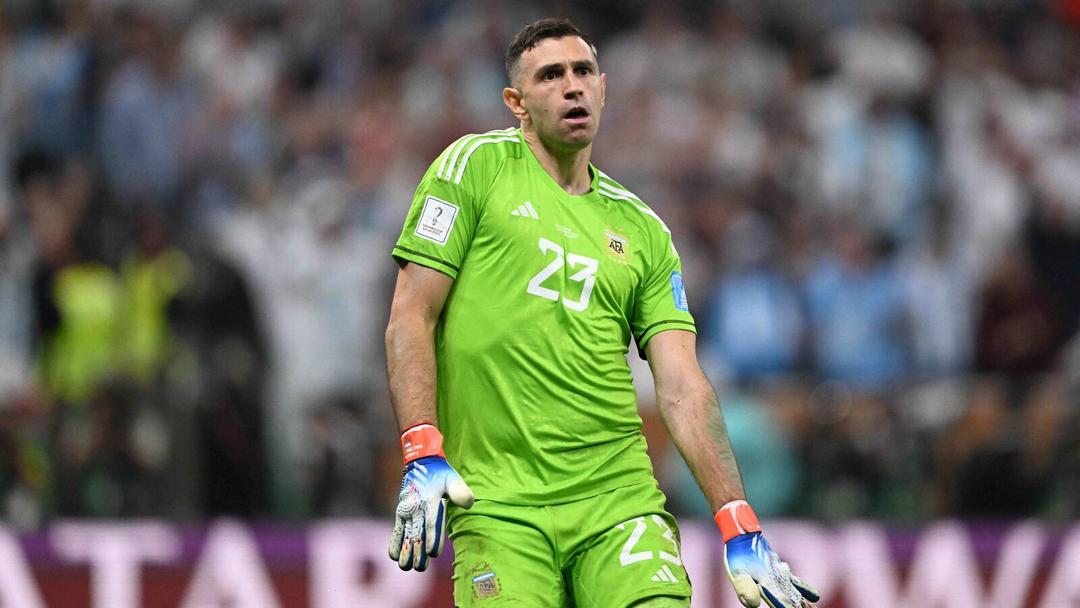 Psychologist explains how Argentina's Emi Martinez played mind games during  penalty shoot-out against France | Mint