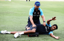 Ravichandran Ashwin knee injury