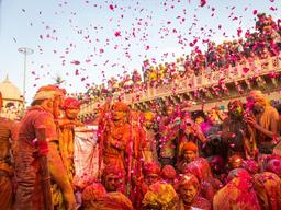 Holi 2024: Exciting Destinations to Experience the Festival of Colours in  India - News18
