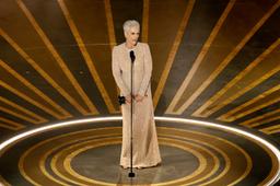 Jamie Lee Curtis Wins Best Supporting Actress at 2023 Oscars – Rolling Stone