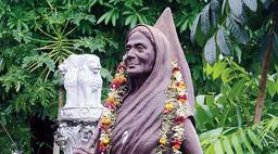 Matangini Hazra | Narendra Modi refers to Matangini Hazra as a freedom  fighter from Assam - Telegraph India