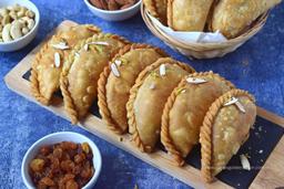 Gujiya recipe | Mawa gujiya recipe | How to make gujiya with khoya -  Rumki's Golden Spoon