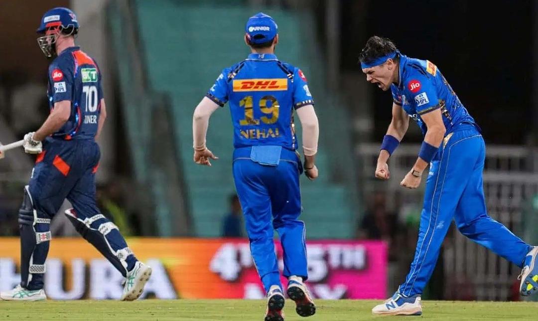 Gerald Coetzee bowled Ashton Turner
