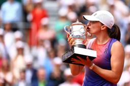 Swiatek Wins Third Consecutive French Open Women's Title