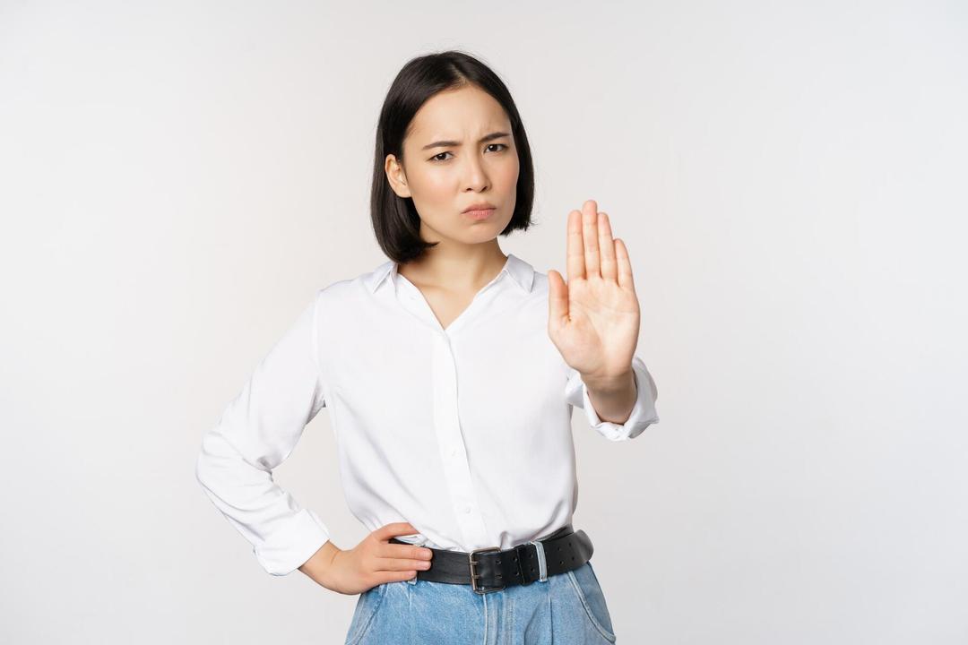 The 8 'Don'ts' of Leaderless Group Discussions