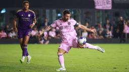 Lionel Messi Scores Twice for Inter Miami in Win Over Orlando - The New  York Times