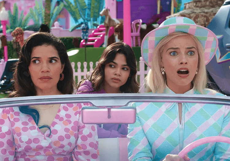 Barbie America Ferrera and Margot Robbie
