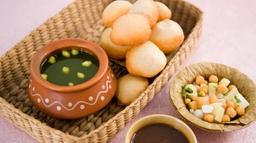 Street Food of India: The Happy Family of Gol Gappas, Paani Puris and the  Phuchkas of India - NDTV Food