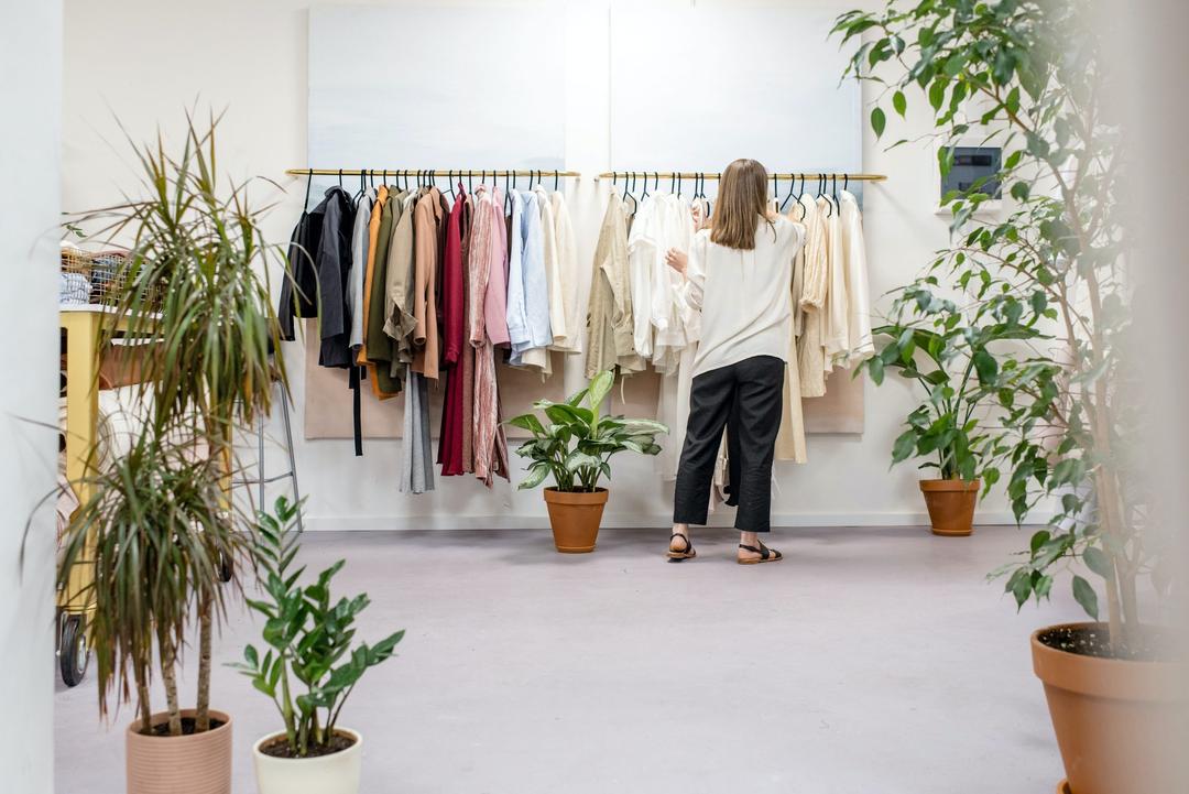 What to Wear on a Panel Discussion