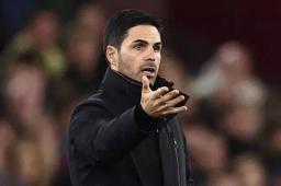 Why Mikel Arteta shouted at Aaron Ramsdale as Arsenal slip to West Ham  League Cup defeat - Tom Canton - football.london
