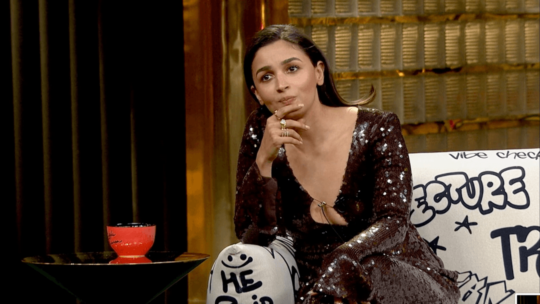 Koffee With Karan: Alia Bhatt finally addresses 'toxic Ranbir' controversy  | Bollywood - Hindustan Times