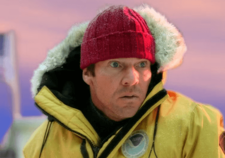 Dennis Quaid standing in The Boys