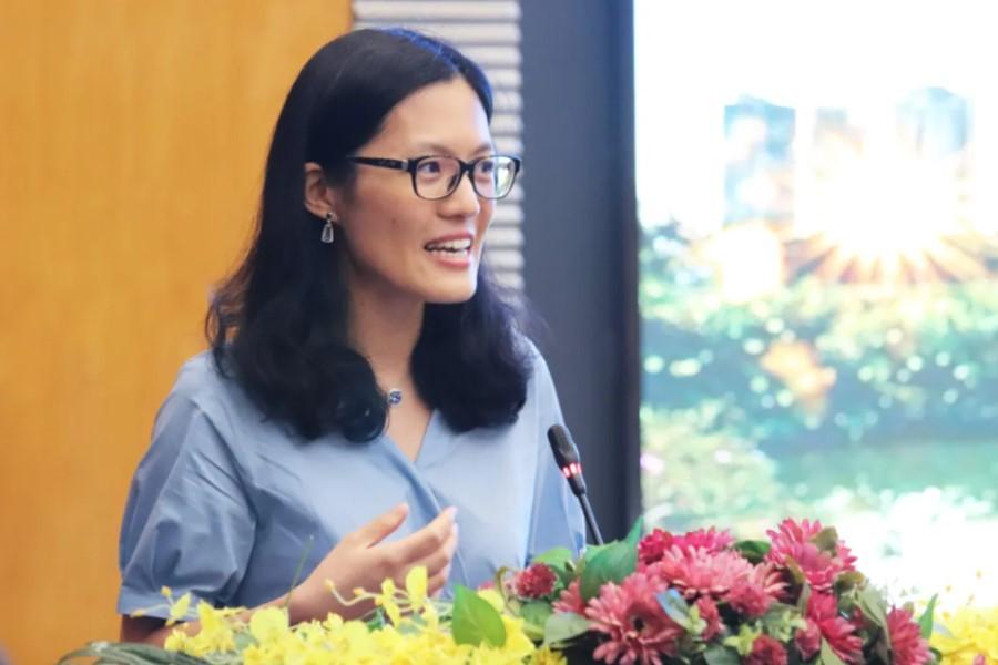 Hou Yifan youngest-ever full professor at Shenzhen University | ChessBase