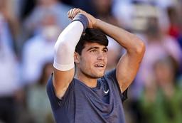Carlos Alcaraz wins French Open as he comes from behind to beat Alexander  Zverev in epic | Tennis | Sport | Express.co.uk