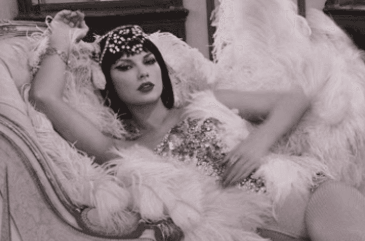 Taylor Swift in the Elizabeth Taylor MV