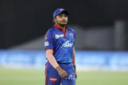 Twitter backs BCCI selectors on Prithvi Shaw's exclusion following dismal  batting straight after cryptic Instagram story