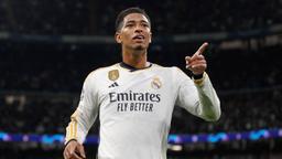 Jude Bellingham on target as Real Madrid beat Napoli and secure Group C top  spot - Champions League round-up | Football News | Sky Sports