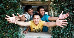Aamir Khan, Sharman Joshi & R Madhavan Are Back For A Special Reason, Fans  Demand 3 Idiots Sequel After Watching Their Hilarious Chemistry: "We Want  #3IdiotsAgain"