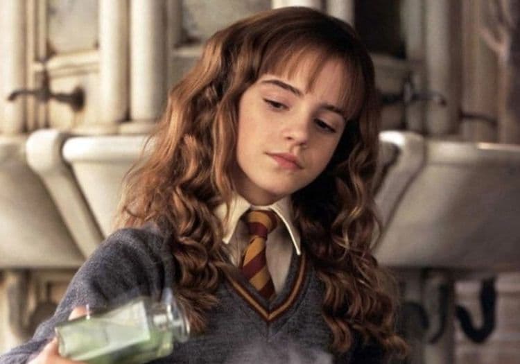 Hermione Granger experimenting with a spell