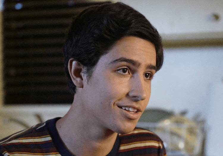 Lorenzo James Henrie as Gabe Reyes 