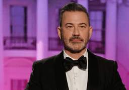 Jimmy Kimmel standing 