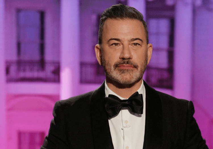 Jimmy Kimmel standing 