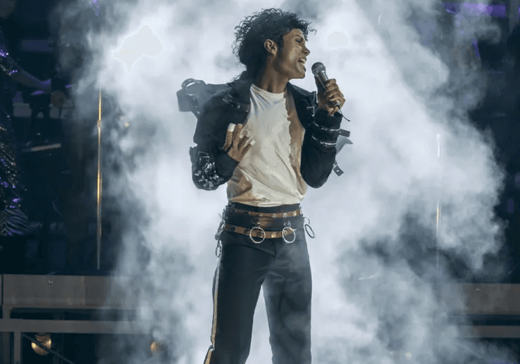 Michael Jackson singing