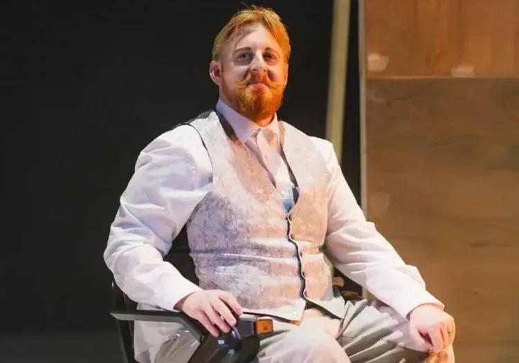 Michael-Patrick-on-stage-as-Richard-III