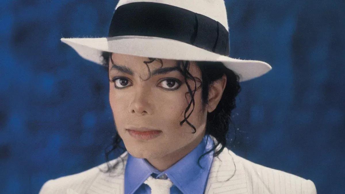 Smooth Criminal