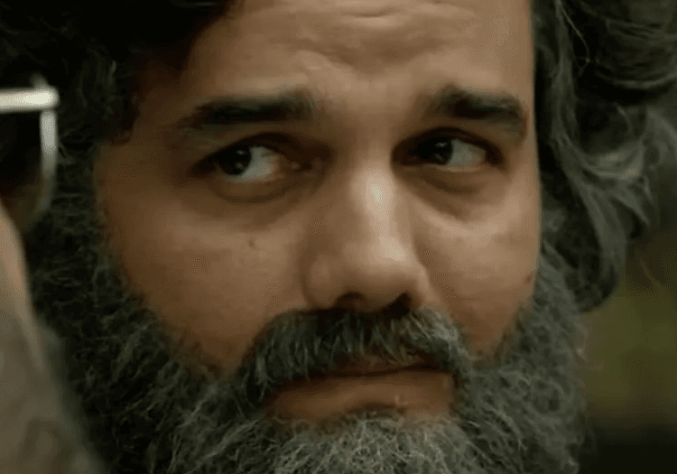 Pablo crying in Narcos