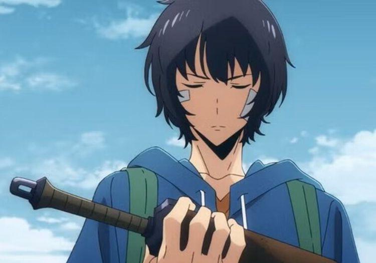 Sung Jinwoo holding a knife with his eyes closed against a blue sky in Solo Leveling
