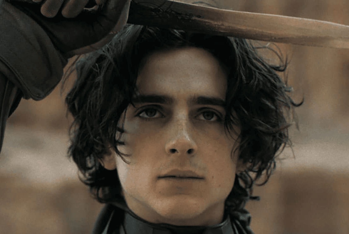 Paul Atreides from Dune holding a dagger