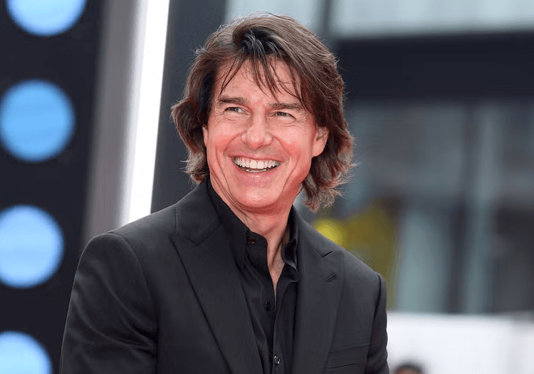 tom cruise on the red carpet