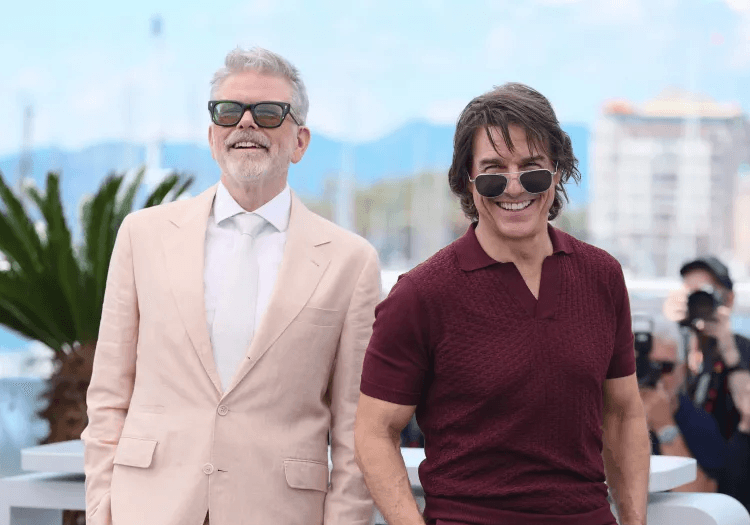 Tom Cruise with director Christopher McQuarrie