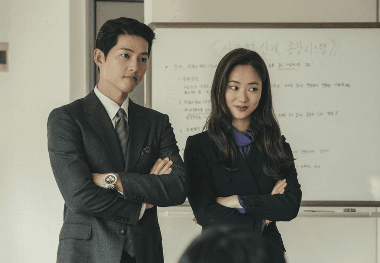 vincenzo and cha young smiling in this epic kdrama 
